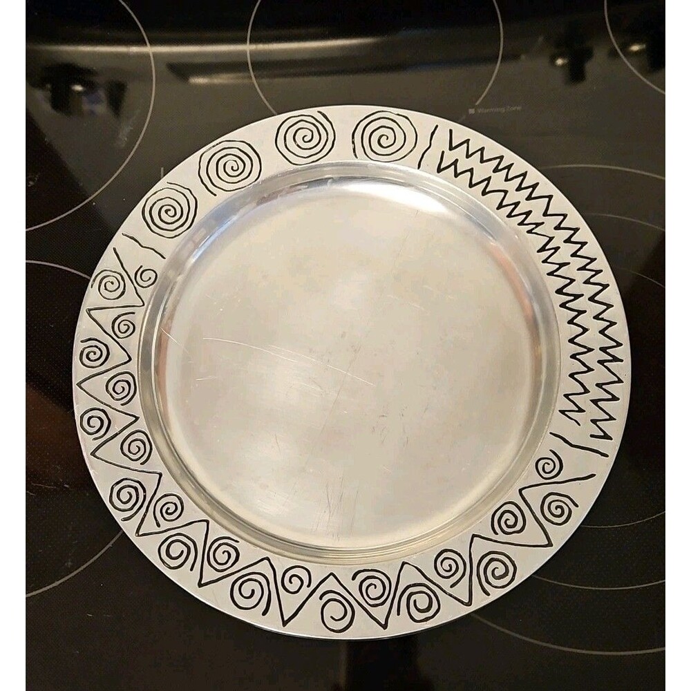 Wilton Armetale Reggae 12-1/4" Medium Round Serving Tray Platter